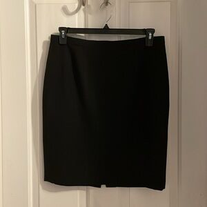 Michael Kors size 12P black skirt